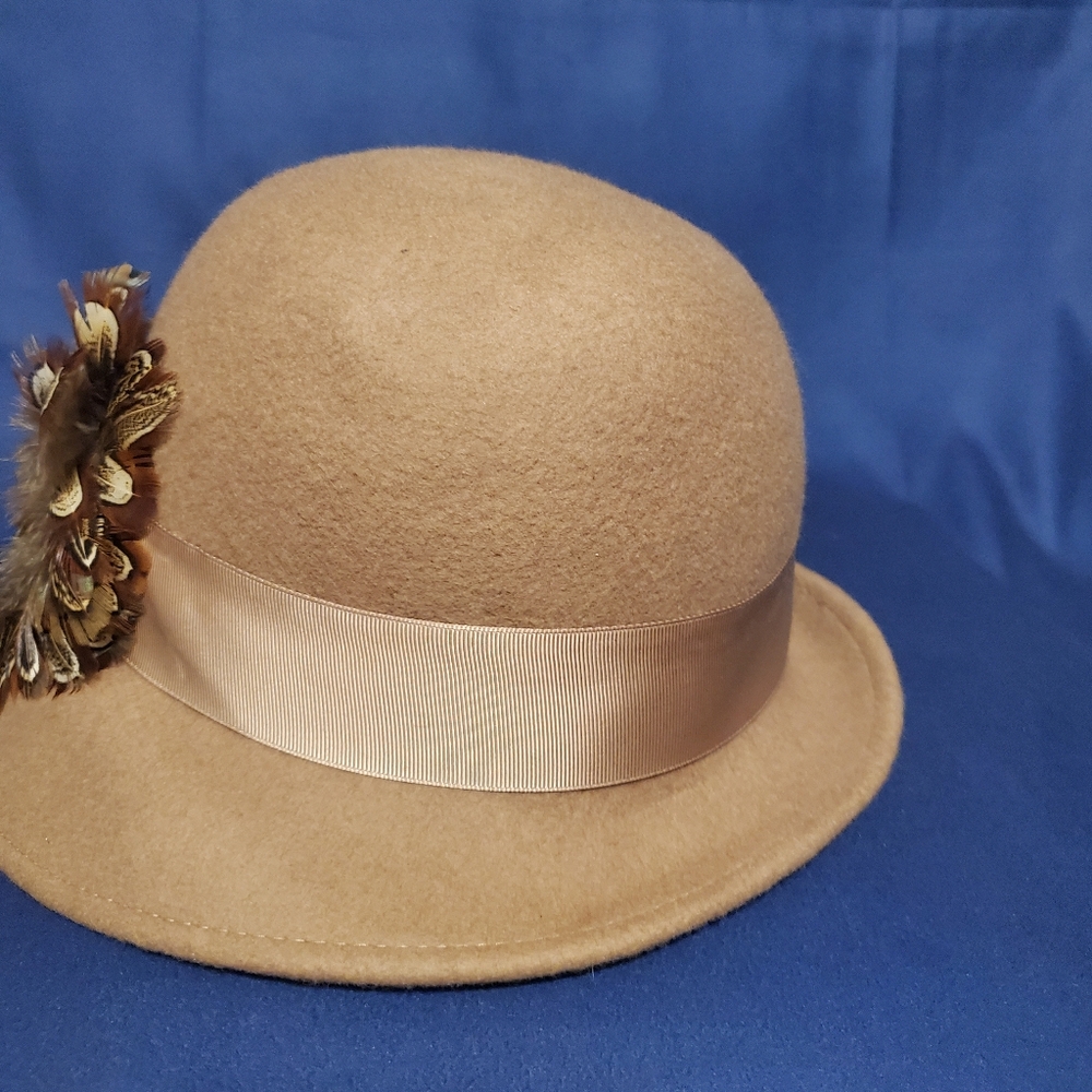 Hat - Picture 2 of 4